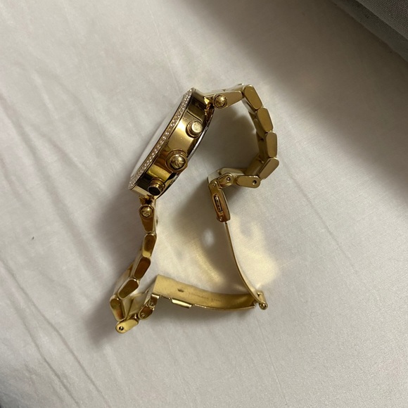 Michael kors watch - Picture 3 of 5